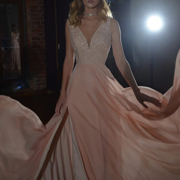 club dresses from hongfeng are designed to turn heads and boost your confidence.